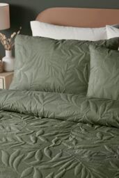 Serene 'Luana' Microfibre Pinsonic 3D Floral Design Duvet Cover Set in Dark Green - Size: Super King - thumbnail 2