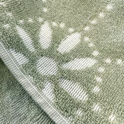 Allure Bath Fashions Sculpted Floral Patterned Bath Towel in Light Green - thumbnail 2