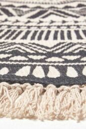 Homescapes Black & White 100% Cotton Mandala Printed Round Rug - Size: 130 cm diameter - thumbnail 4