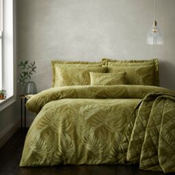 Portfolio Home Woburn Duvet Cover Set with Pillowcase in Green - Size: Single - thumbnail 1