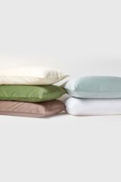 Homescapes Sateen Cotton Deep Fitted Sheet 18 inch 400 Thread Count in Duck Egg Blue - Size: Super King Fitted - thumbnail 5
