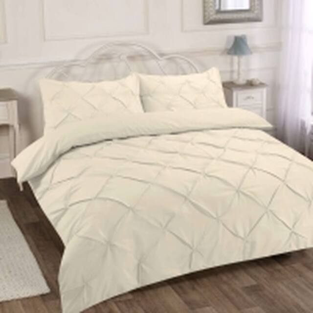 Homes-Linen Luxury Alexandra Pintuck Pleated Duvet Cover Set in Cream - Size: Double - image 1
