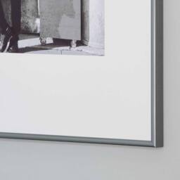 nielsen Classic 30x40cm Picture Frame - Aluminium with Glass Front in Silver - Size: 30x40 cm - thumbnail 4