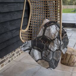 Benjamin Tate Design Hexagon Marble Blanket in Natural - Size: 120 cm x 150 cm - thumbnail 4