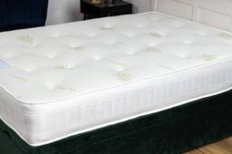 UK Bed Furniture Memory Deluxe Mattress in White - Size: Single - thumbnail 2