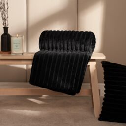 OHS Ribbed Faux Fur Throw Super Soft Fluffy Thick Fleece Bed Blanket in Black - Size: 150 cm × 200 cm