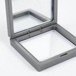 KDMD Med 3D Floating Frame Display 9x9cm - Grey for Jewelry & Collectibles - Size: 9x9 cm - thumbnail 3