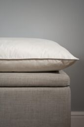 Soak&Sleep Soft As Down Microfibre Standard Pillow - Soft/Medium in White - thumbnail 4