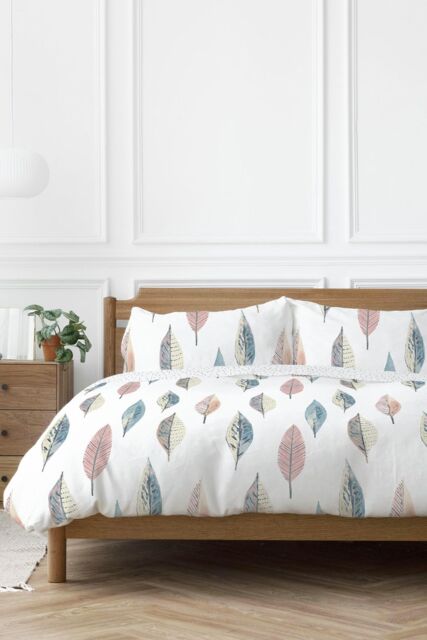 Copenhagen Home 'Flynn' Leaf Design Polycotton Duver Cover Set in White - Size: King - image 1