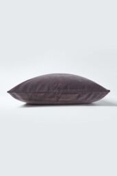 Homescapes Set of 2 Velvet Cushion Covers in Dark Grey - Size: 40 cm x 40 cm - thumbnail 2