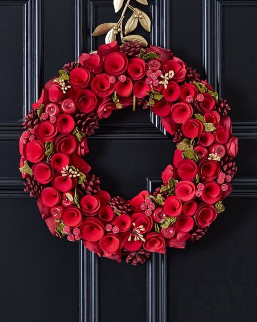 Dibor Extra Large Red Rose Festive Xmas Front Door Christmas Wreath 42cm - image 1