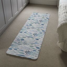 Benjamin Tate Design Winter Branches & Leaves Runner Rug in Natural - Size: 67 cm x 230 cm - thumbnail 4