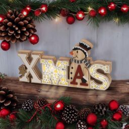 mysmartbuy Battery Powered Wooden Light Up Xmas Display - Novelty LED Festive Christmas Decoration with Snowman & Star & Snowflake Cut Out