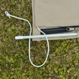 OUTSUNNY Garden Parasol Cover for 2-4.6m Outdoor Umbrella UV Protector with Rod, Zipper in Khaki - thumbnail 9