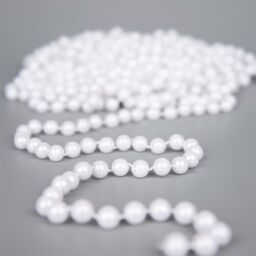 Shatchi White Shiny Christmas Bead Chain Metallic Garland Artificial Pearls Tinsel For Tree Hanging Decorations - thumbnail 3