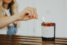 Imvelo Candle Co Definition Candle - Birthday (Relaxing Essential Oil) in Amber - thumbnail 2