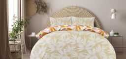 Smart Living Luxury Super Soft Reversible Bright Leaves Duvet Cover With Pillowcase in Natural - Size: King - thumbnail 2