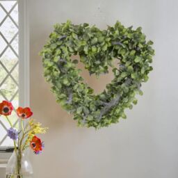 Marco Paul Fake Lavender Flowers Heart Shaped Welcome Door Wreath in Green - thumbnail 8
