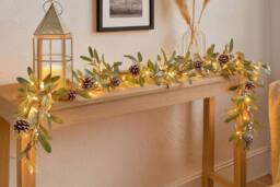 Marco Paul 150cm Pre-Lit Christmas Mistletoe Garland in Green - Size: 150 cm - thumbnail 7