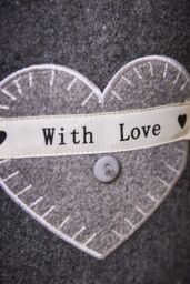 Dibor Traditional Made with Love Grey Heart Door Stopper Decorative Door Stop - thumbnail 3