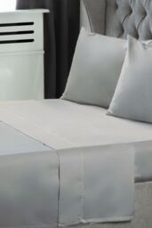 Belledorm Premium Blend 500 Thread Count Flat Sheet in Ivory - Size: Double - thumbnail 2