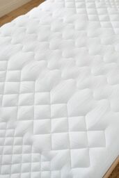 Martex 5 Zone Mattress Topper in White - Size: Super King - thumbnail 2