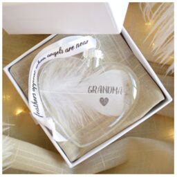 Amaya Rose Ltd In Memory of GRANDMA Feather Heart Bauble Gift Boxed in Clear - thumbnail 4