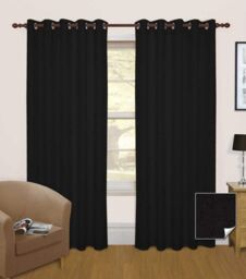 Homescapes Thermal Blackout Eyelet Curtain Pair in Black - Size: 167 cm width x 183 cm drop - thumbnail 2
