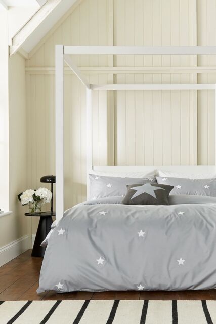 Helena Springfield 'Tufted Star' Woven Duvet Cover Set in Grey - Size: King - image 1