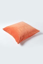 Homescapes Set of 2 Velvet Cushion Covers in Burnt Orange - Size: 40 cm x 40 cm - thumbnail 3