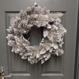 Samuel Alexander 50cm Premier Christmas Snow Fir Door Wreath in White - thumbnail 1