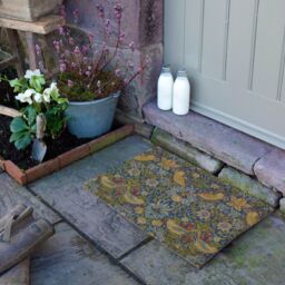 Artsy Mats Strawberry Thief William Morris Doormat (60 x 40cm) in Brown - Size: 40 cm x 60 cm - thumbnail 3