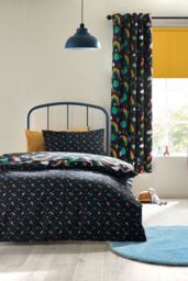 Catherine Lansfield 'Rainbow Rockets' Reversible Duvet Cover Set in Black - Size: Double - thumbnail 2
