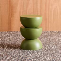 sweeek Side table, end table, bedside table metal Ø32 x H46.5cm in Green - thumbnail 4