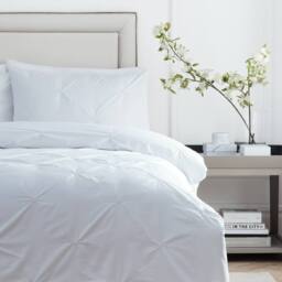 Paoletti Elysia Pinch Pleat 100% Cotton Embroidered Duvet Cover Set in White - Size: Super King - thumbnail 3