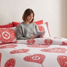 Rapport Home Scandi Heart Pure Cotton Duvet Cover Set with Pillowcase in Red - Size: Double - thumbnail 5