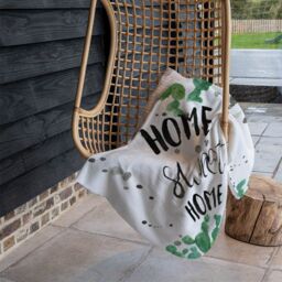 Benjamin Tate Design Home Sweet Home Blanket in Natural - Size: 120 cm x 150 cm - thumbnail 4