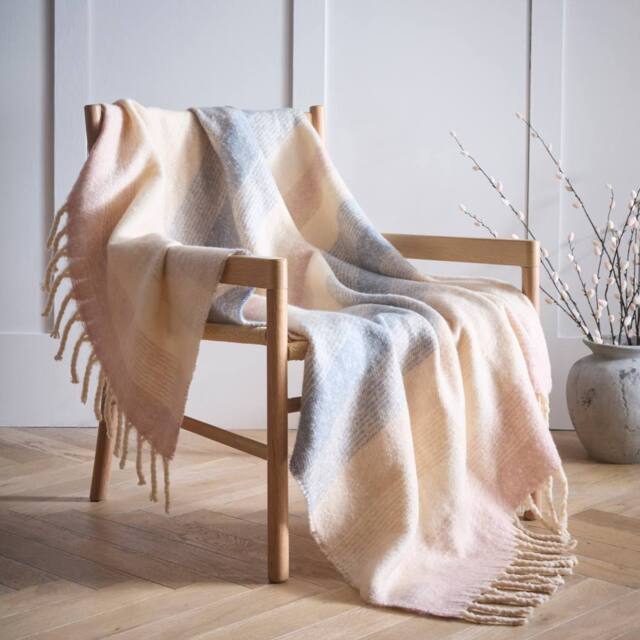 Portfolio Home Helsinki Throwover Bed Throw Blanket 127 x 152cm - Size: 127 cm x 152 cm - image 1