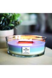 Woodwick Women's Trilogy Calming Retreat Ellipse Candle - thumbnail 3