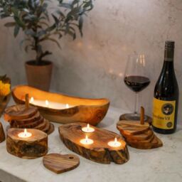 Verano Spanish Ceramics Home Fragrance Olive Wood Boat Soy Wax Candle 35cm Wild Fig in Brown - thumbnail 5