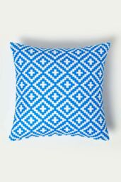 Homescapes Luxury Waterproof Blue Geometric Outdoor Cushion 45 x 45 cm, Set of 2 - Size: 45 cm x 45 cm - thumbnail 4