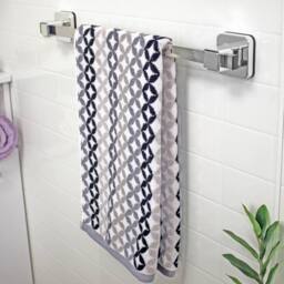 Showerdrape Pushloc Chrome Steel Suction Wall 540mm Towel Rail & Mounting Squares in Silver - thumbnail 2