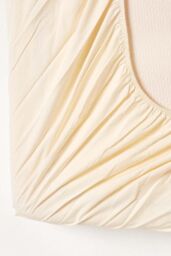 Homescapes Luxury 300 TC Quilted Deep Fitted Mattress Protector in Cream - Size: Single - thumbnail 2
