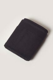 Homescapes Combed Egyptian Cotton Towel 700 GSM in Black - thumbnail 2
