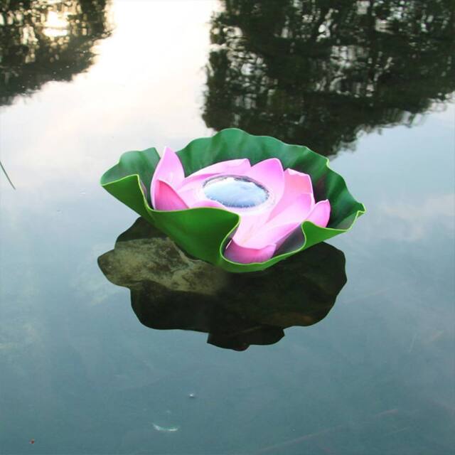 Quipulse Solar-powered Lotus Flower Pond Lights in Pink - image 1