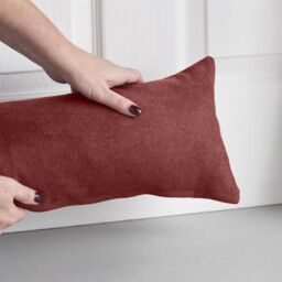 Luxury Living Velvet Chenille Draught Excluder in Red - Size: 90 cm x 15 cm - thumbnail 3