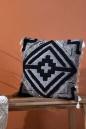 Furn Kalai Geometric Tufted Woven Cotton Cushion in Black - Size: 45 cm x 45 cm - thumbnail 5
