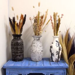 KDMD Classic Shaped Vase - Cream - thumbnail 3
