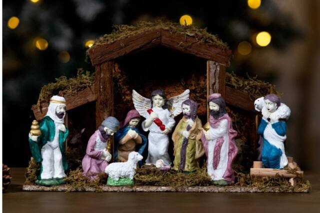 Marco Paul Christmas Nativity Scene Decoration - image 1