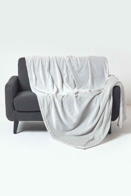 Homescapes Mora Faux Fur Velvet Throw in Grey - Size: 130 cm x 160 cm - image 1